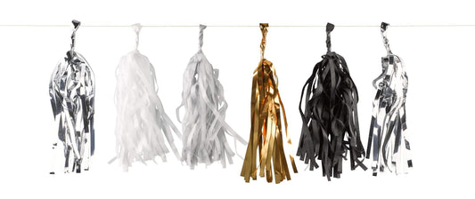 Amscan Golden Wishes Tassle Garland